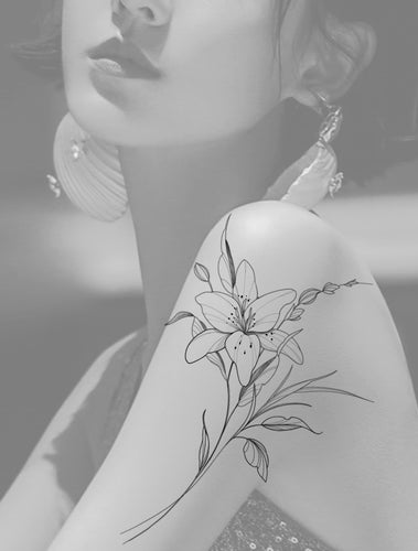 Floral 2 by Cris