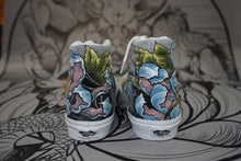 Hand Painted Shoes - Jorogumo Chrysanthemum